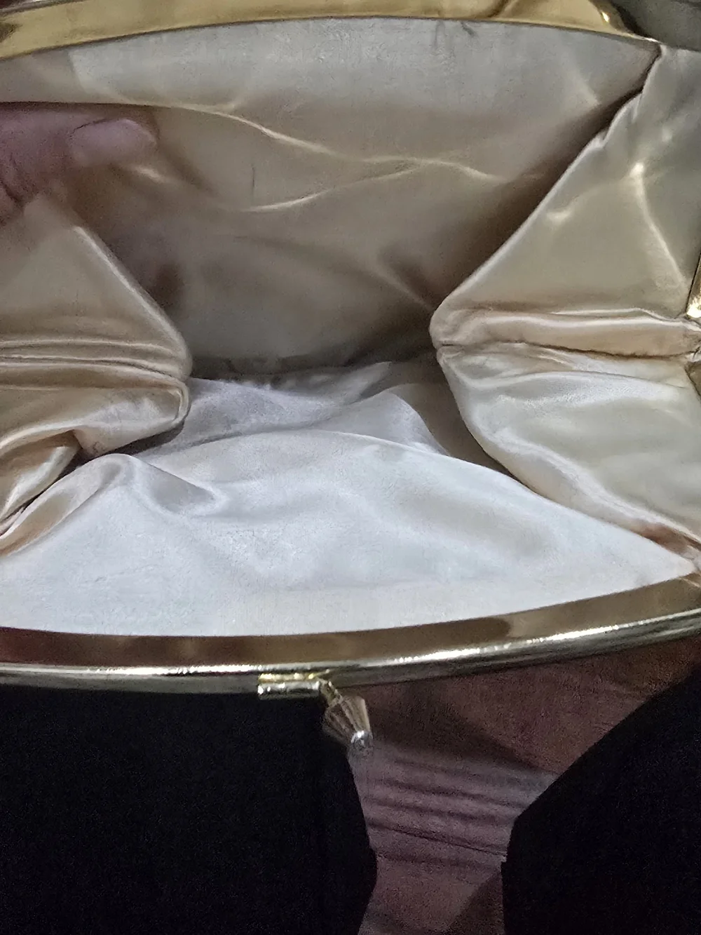 Vintage 50s 60s Black Crepe Evening Clutch Bag Gold Chain Kiss Lock Purse